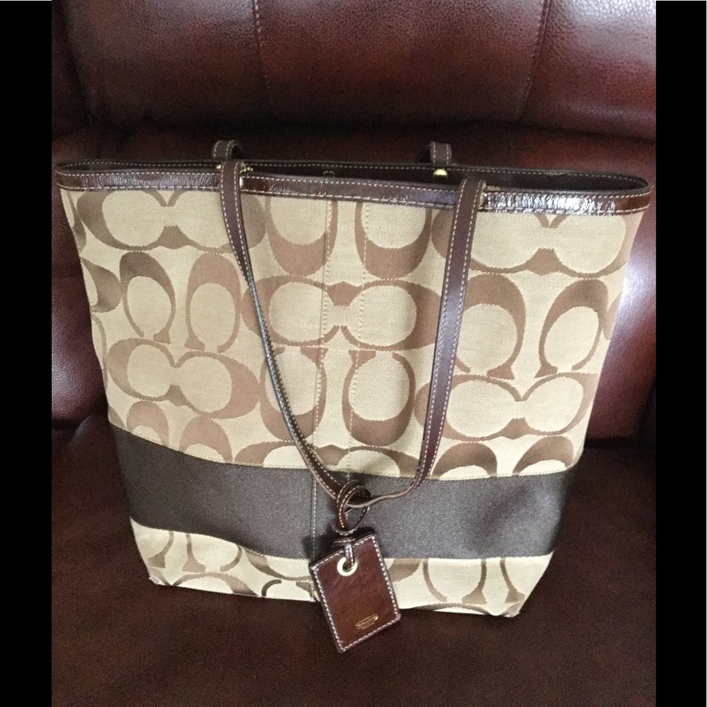 Coach Signature Canvas and Leather Tote Bag in Khaki Brown